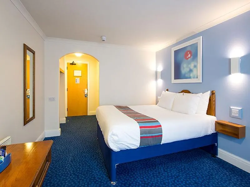 Hotel Travelodge Cardiff Airport Barry