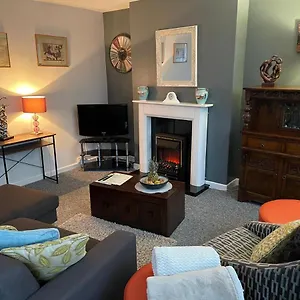 The Maisonette At No 9 Kitchen Apartment