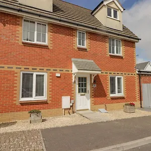 12 Clos Yr Wylan Holiday home