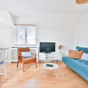 Stayright 2 Bed Beach House With Private Parking- Next To Beach And Jackson Bay Apartment
